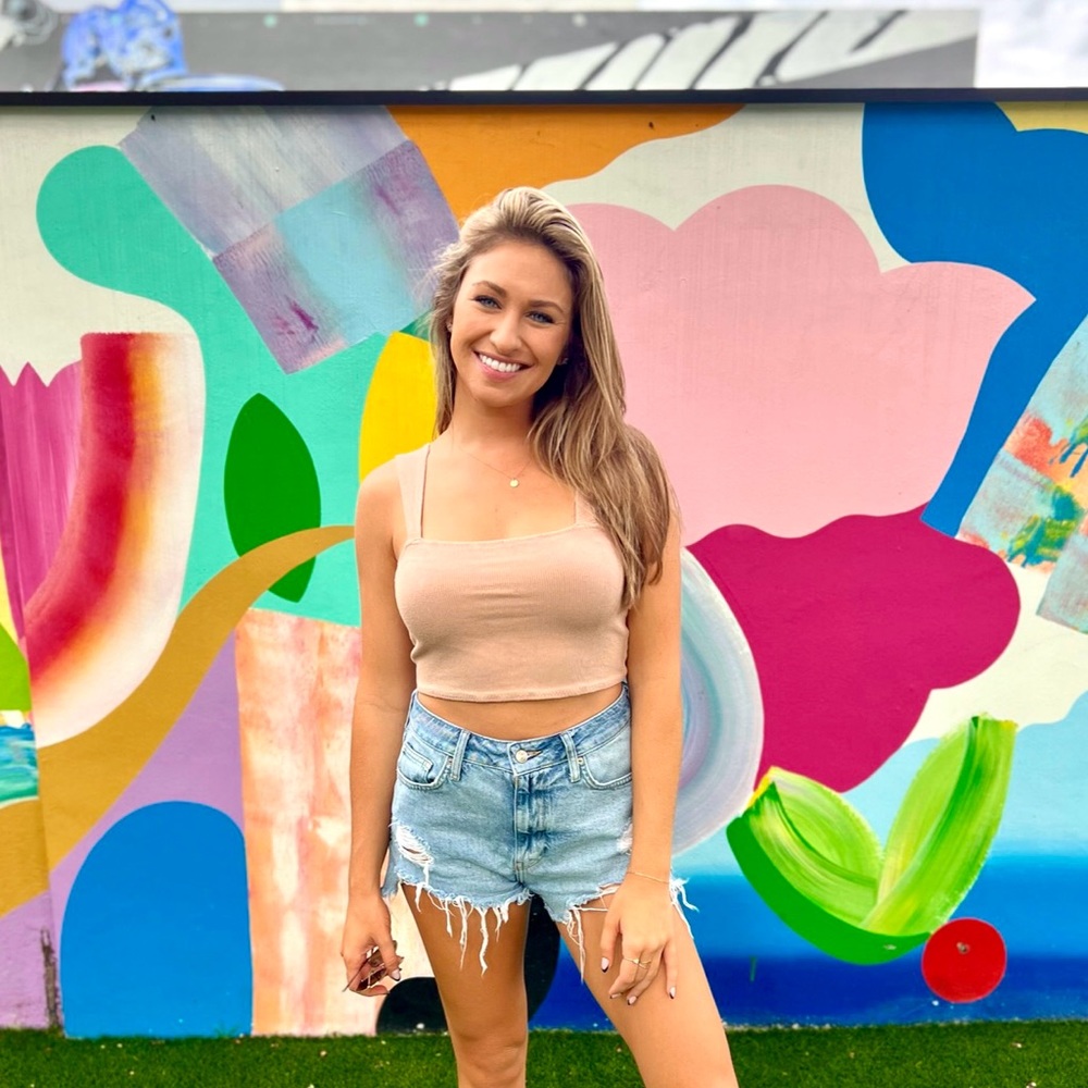 Meet your Posher, Allison